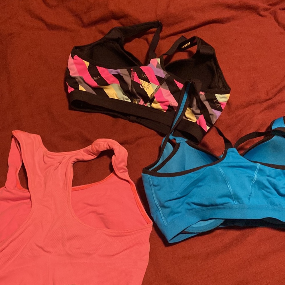 Lot of 3 Sports Bras Victoria Secret - Picture 5 of 5
